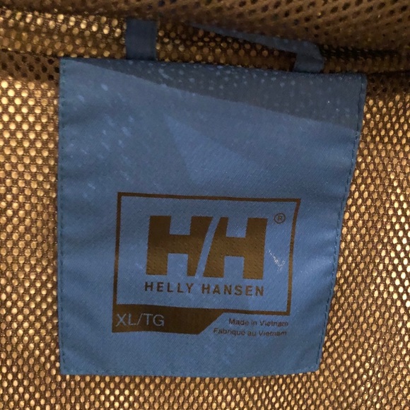 Men’s Helly Hansen waterproof windbreaker - Picture 4 of 5